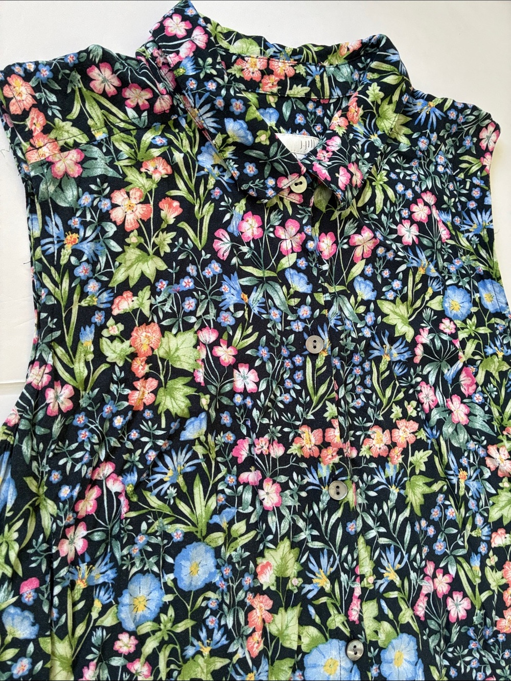 J. Jill Floral Meadow Sleeveless Button Down Shirt Dress Pockets Size Medium - Picture 16 of 17